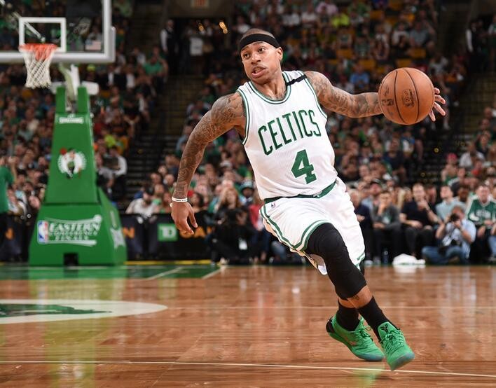 两队互有来 两队互有来