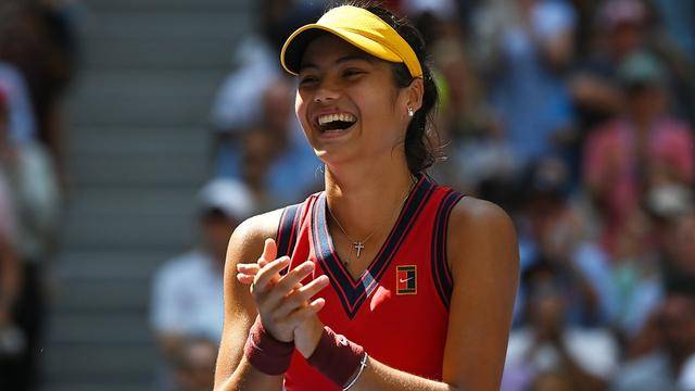 “我对中国足球的热爱永远都在”，北京国安为于大宝举行退役仪式.