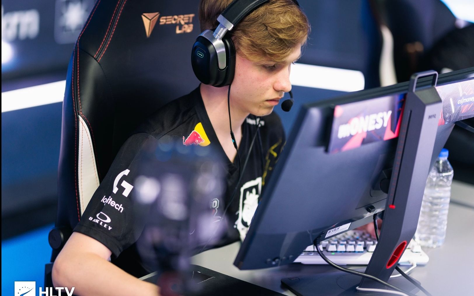 途跨区奔波 途跨区奔波